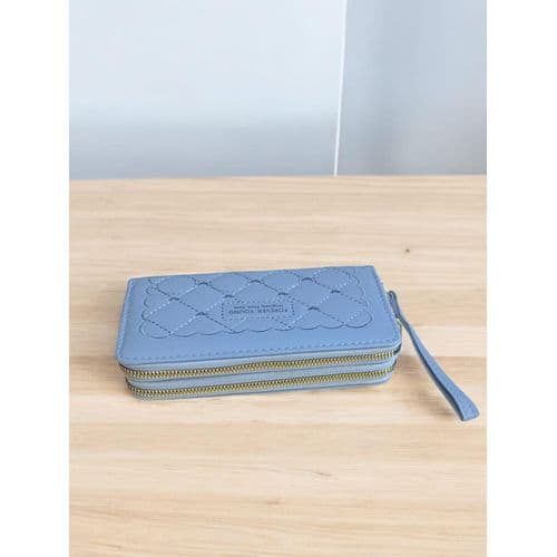 Very Elegant And Chic Womens Leather Wallet With 2 Zippers