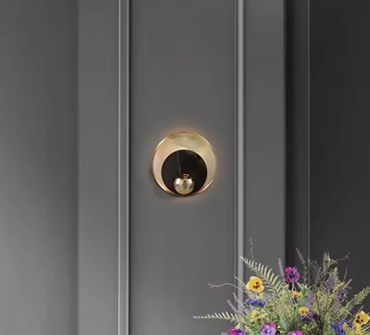 Black and gold circular applique - code463