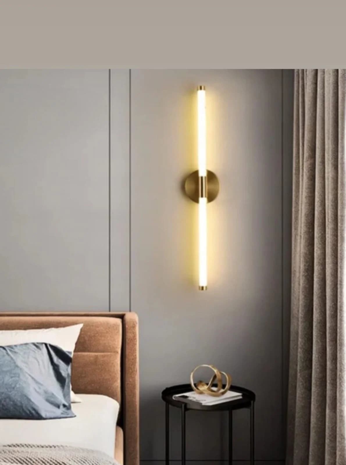 Gold wall lamp- code 676