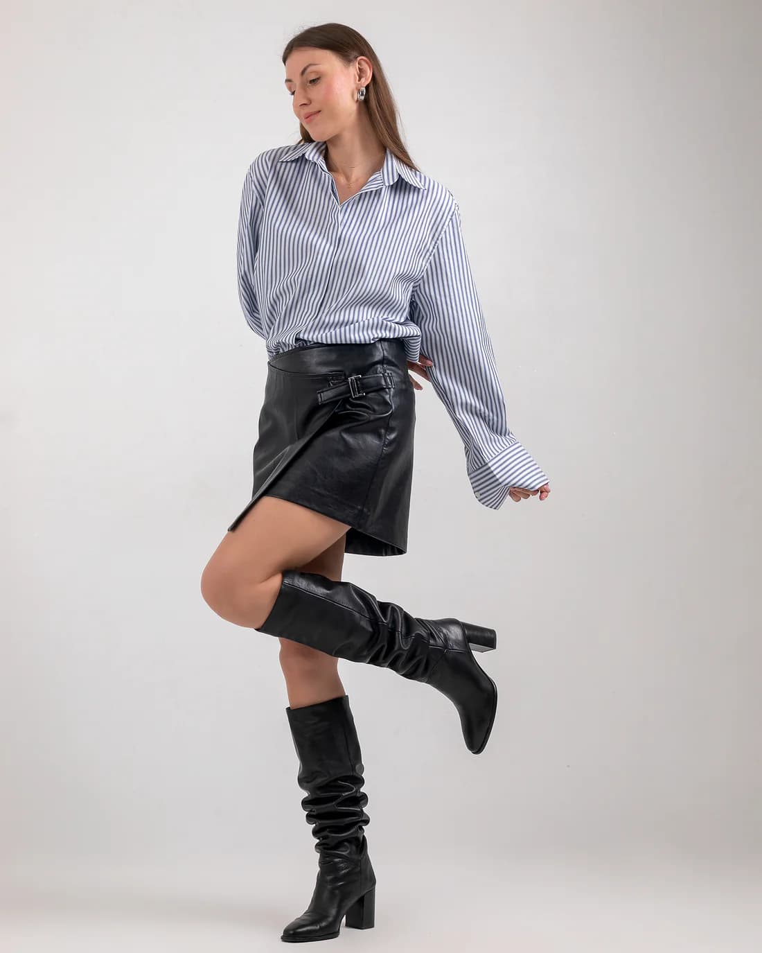 BLACK LEATHER MINI SKIRT