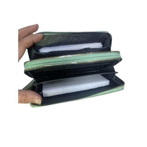 Very Elegant And Chic Womens Leather Wallet With 2 Zippers