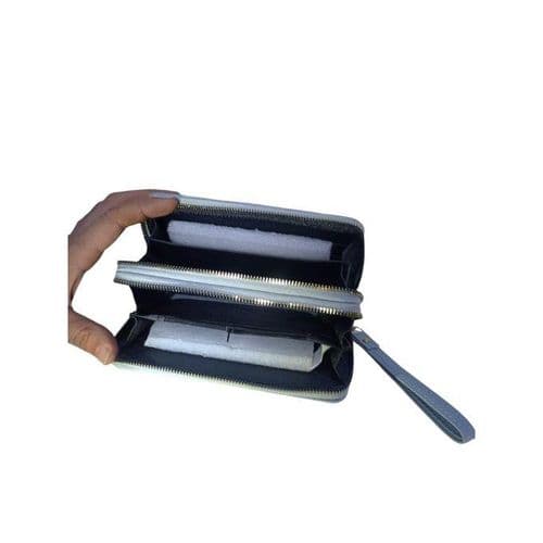 Very Elegant And Chic Womens Leather Wallet.