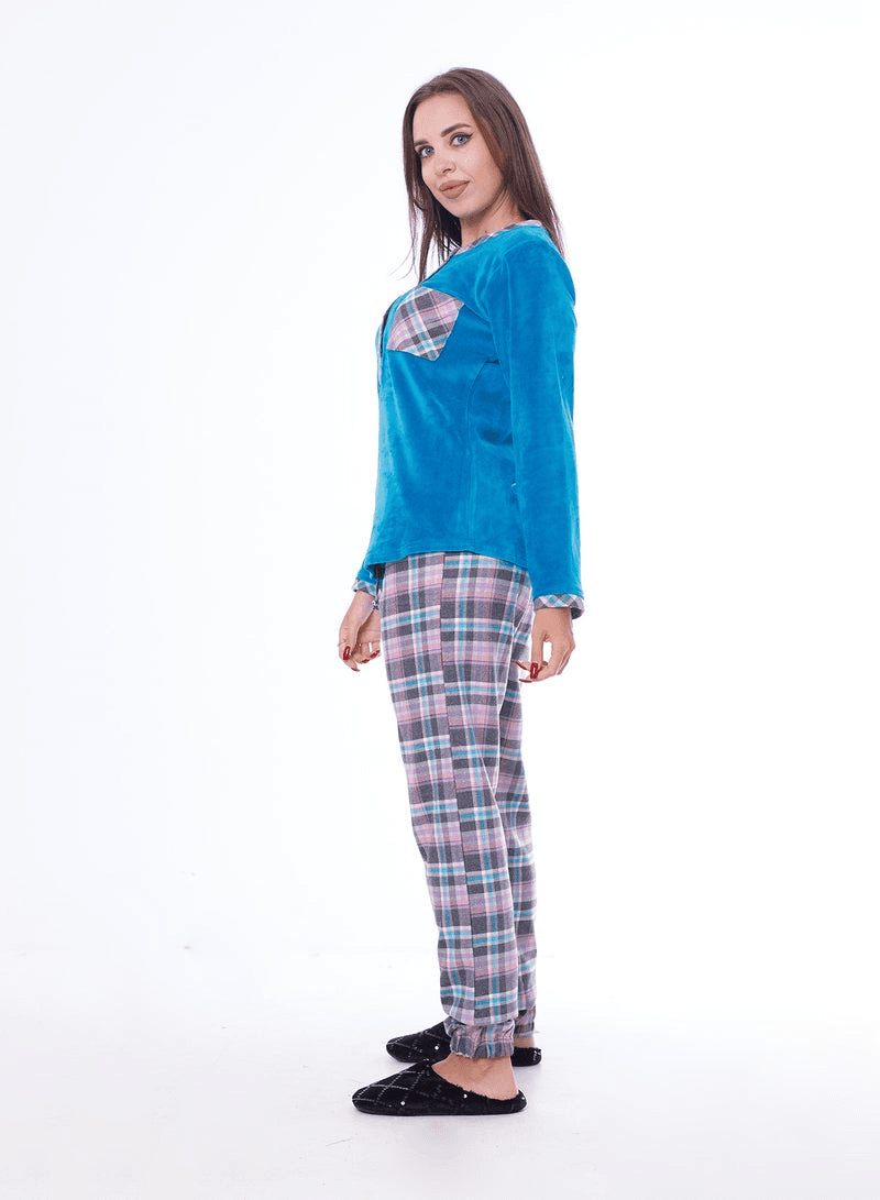 Distinctive winter pajama