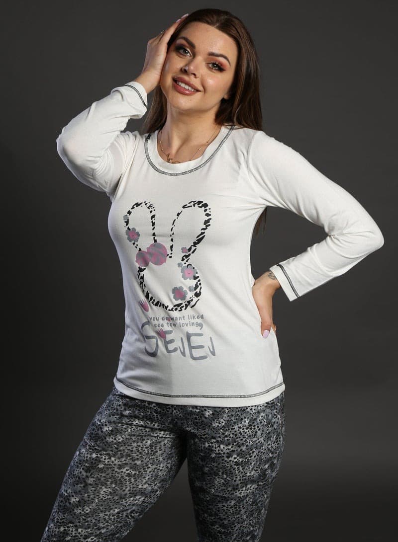 Distinctive summer pajama