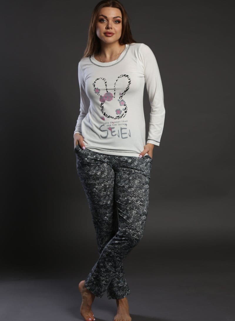 Distinctive summer pajama