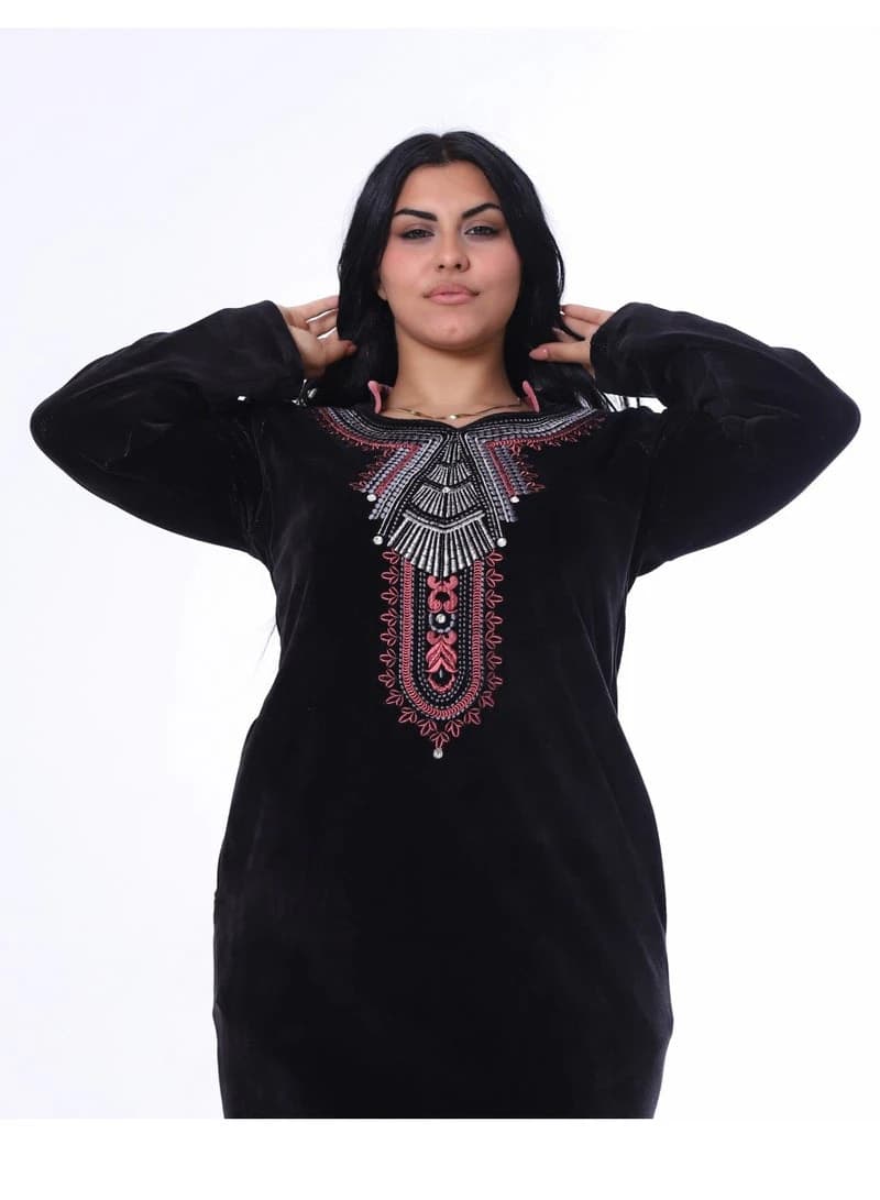 فستان نوم شتوي مطرّز من ZECOTEX