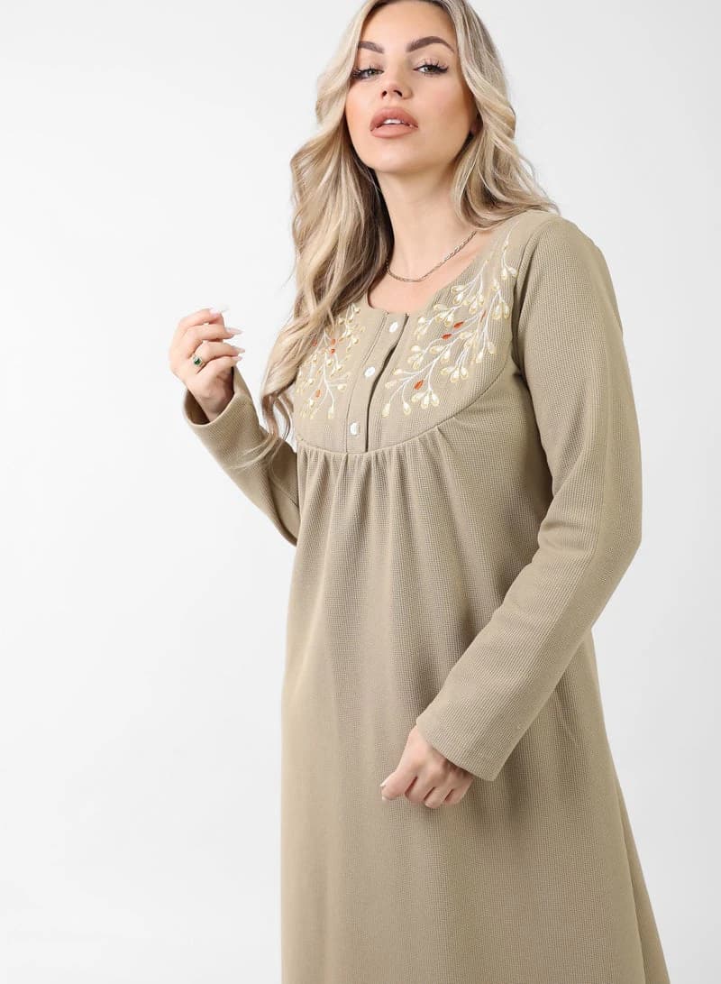 ZECOTEX Distinctive Embroidered Nightgown