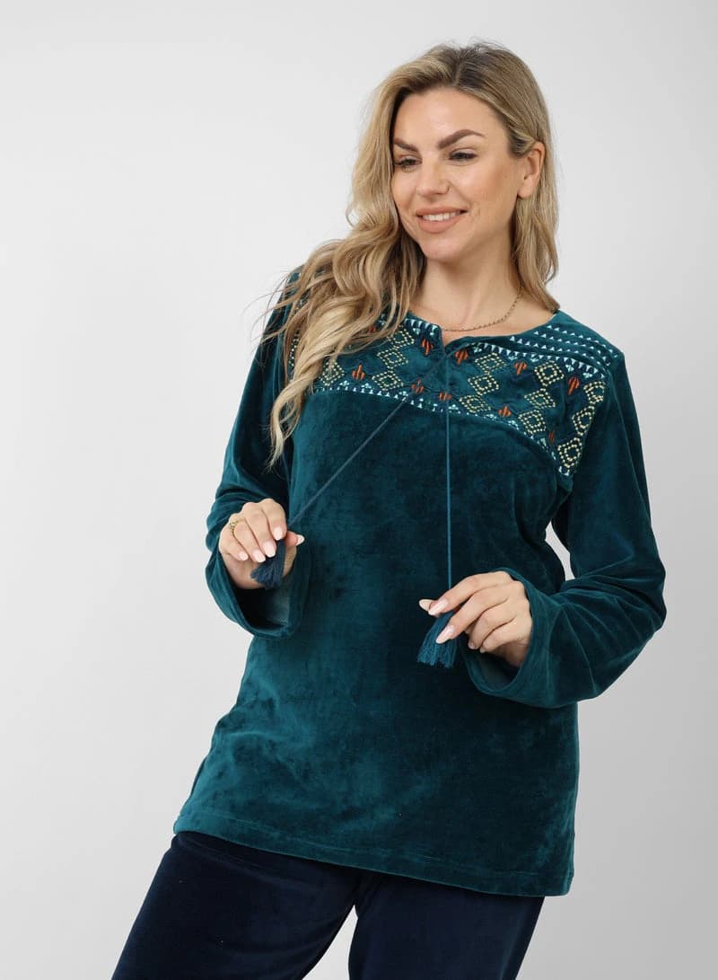 Velvet Pajamas with Exquisite Embroidery