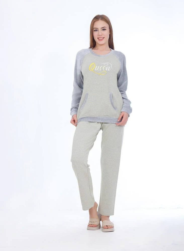 Women's Distinctive Winter Pajama 8050 – Cozy Winter Pajama Set
