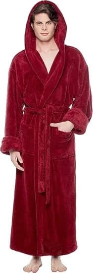 Robe with long sleeves for men from fur