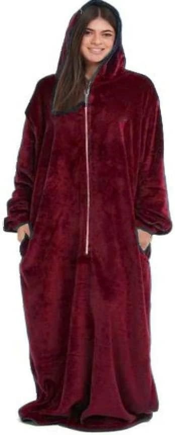 "Fleece Thobe with Pockets and Belt for Men and Women