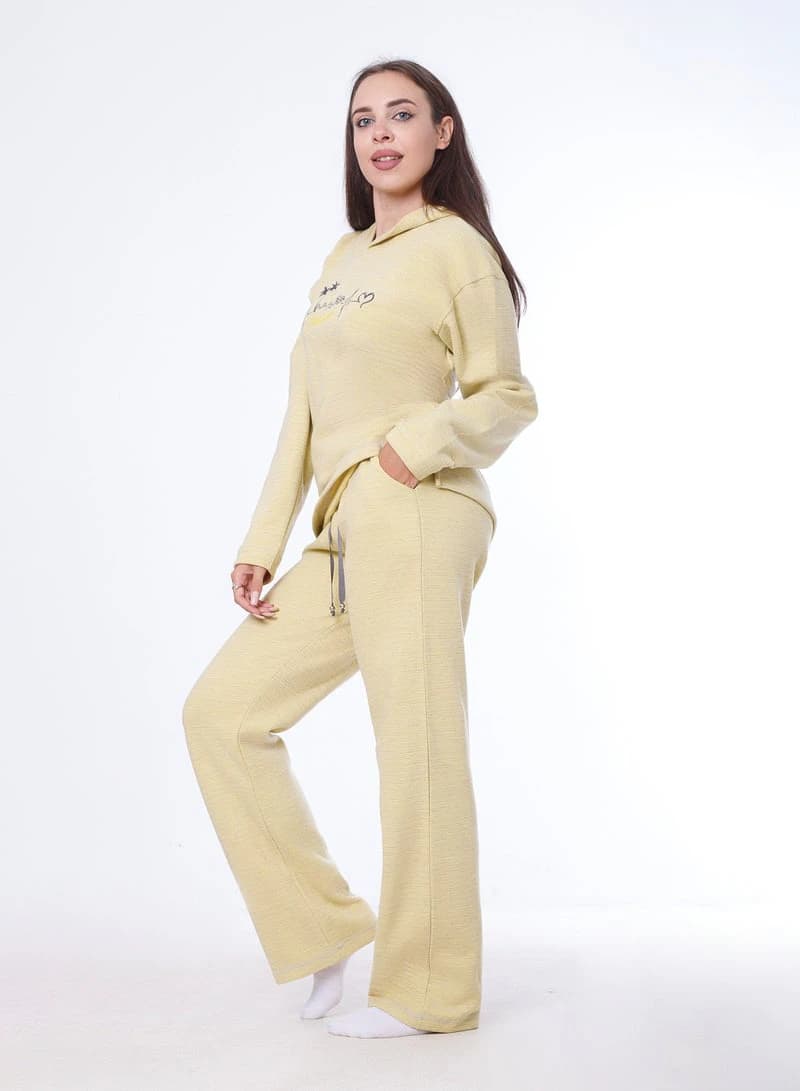 Women's Distinctive Winter Pajamas 8060 – Cozy Winter Pajama Set