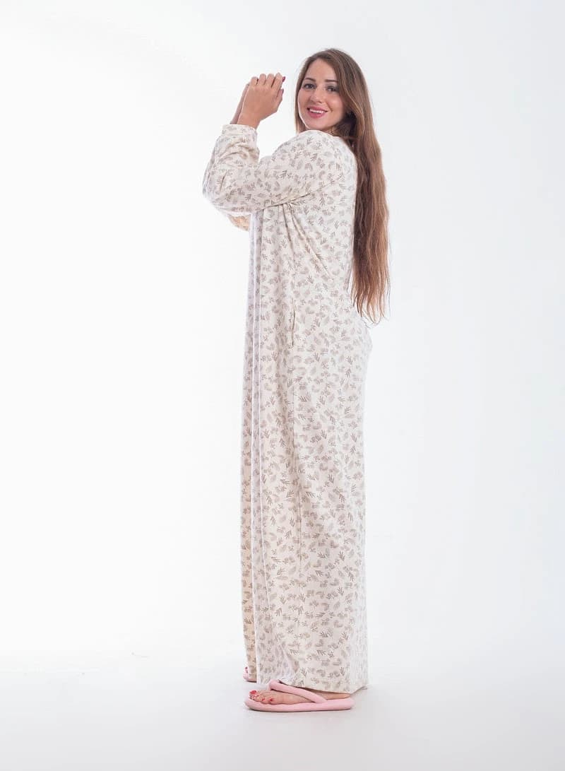 Distinctive Nightgown