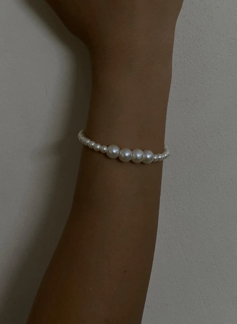 Loli Bracelet – Elegant Women’s Fashion Bracelet