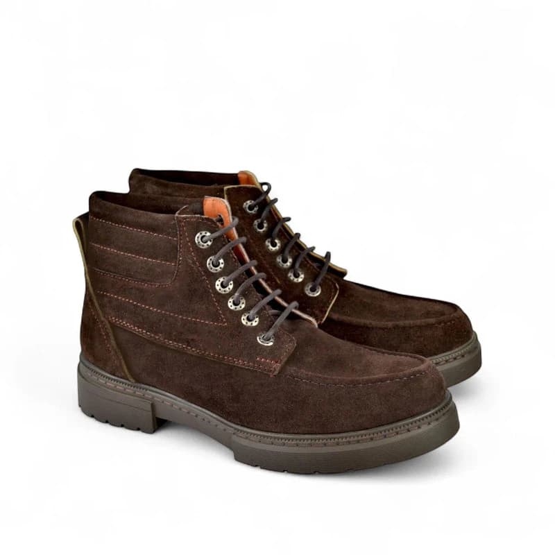 Bold Suede Lace-Up Boot - Sn’Brown