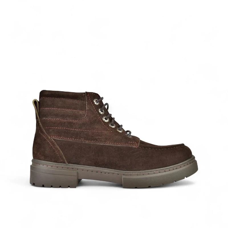 Bold Suede Lace-Up Boot - Sn’Brown
