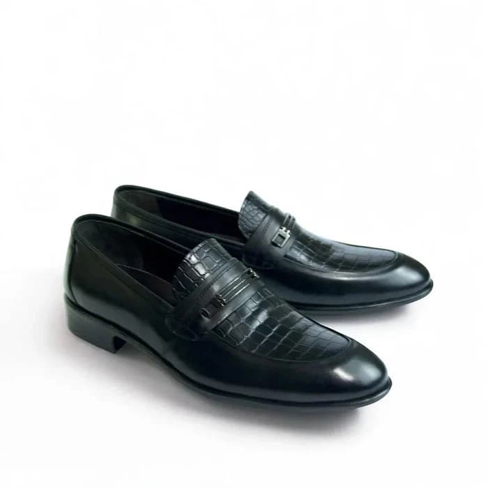 Classic Loafer Black - 1003