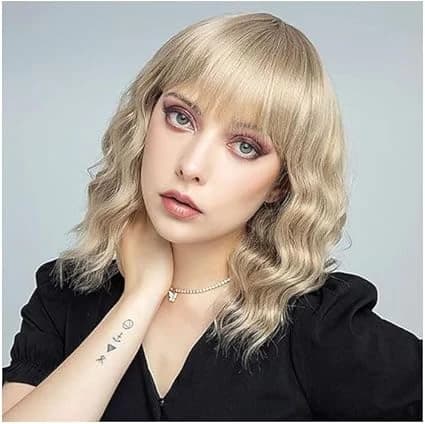Women's short wavy blonde wig with bangs natural synthetic hair medium length
