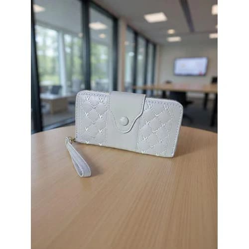 Elegant Modern Hand Wallet