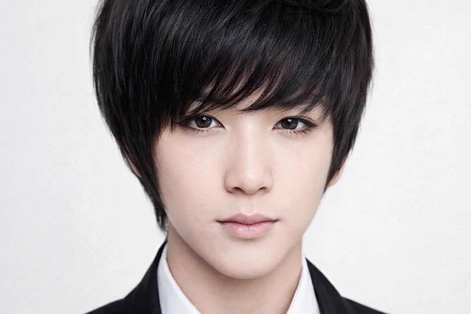 DILLARDS Men’s Short Straight Wig Black 173-1