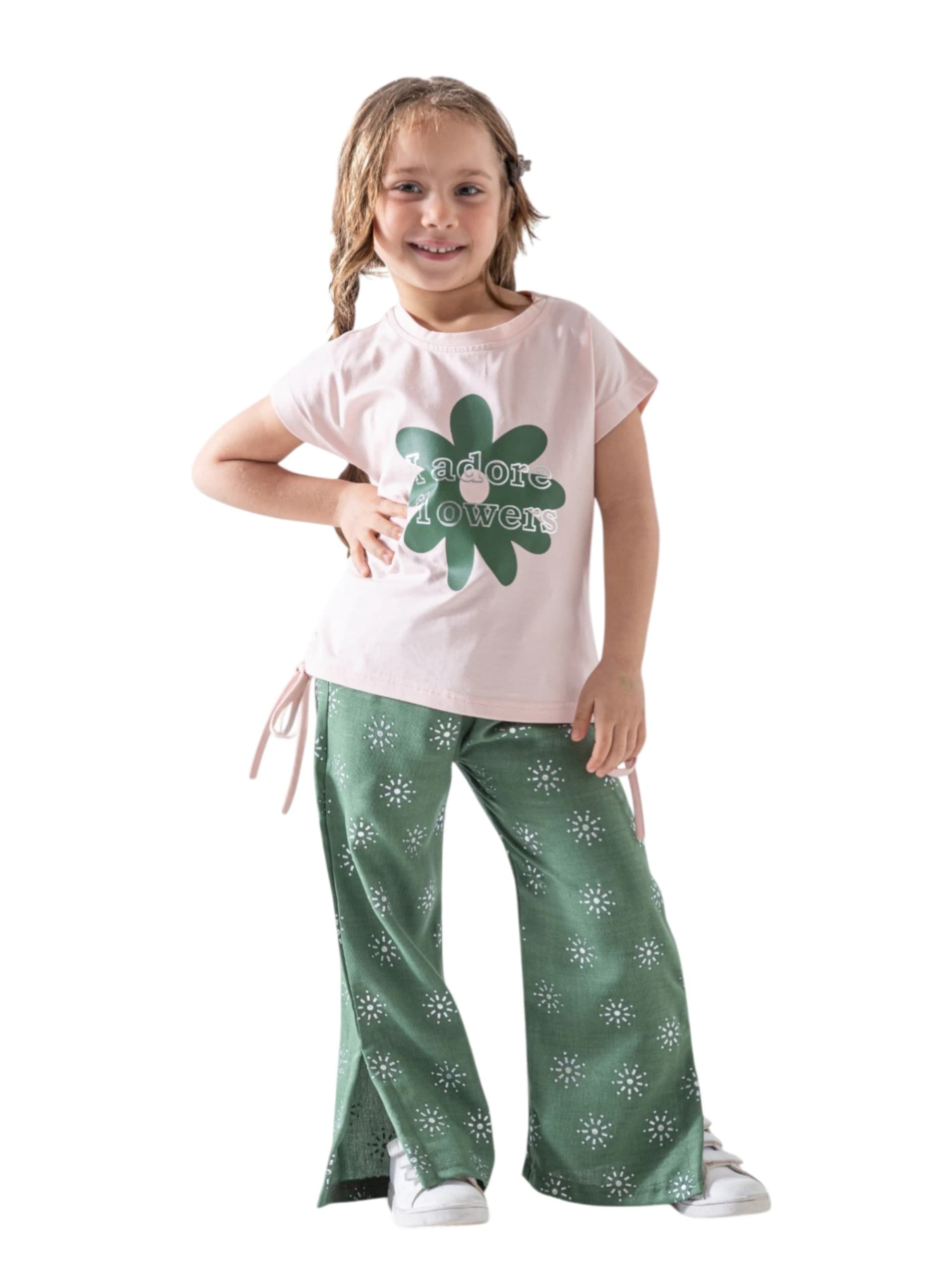 Girls' summer outfit, sizes 2 to 5 years