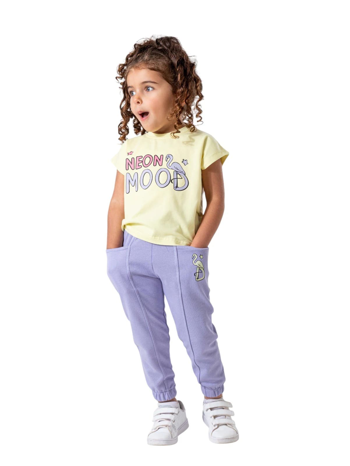 Girls' summer outfit, sizes 2 to 5 years