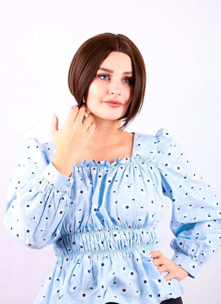 DILLARDS Elegant Short Brown Synthetic Hair Wig, Shoulder Length Bob Style