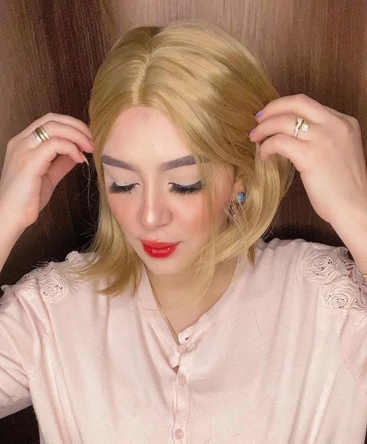 DILLARDS Premium Blonde Bob Wig, Shoulder Length Synthetic Hair, Natural Looking