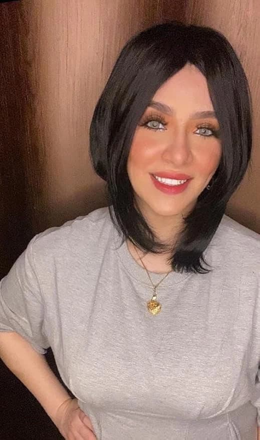 DILLARDS Synthetic Bob Wig – Short Black Layered Style