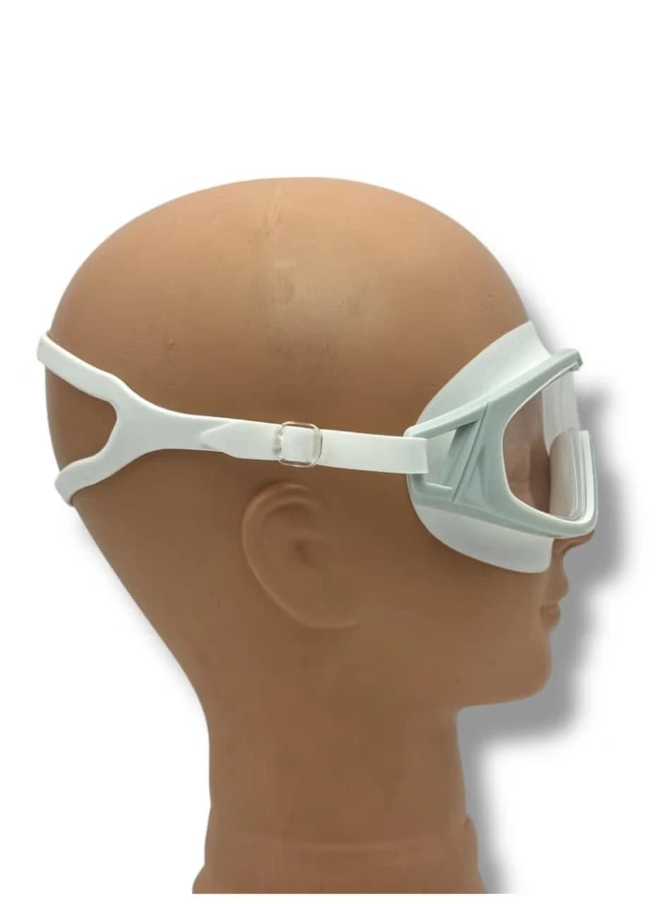 Large diving goggles for swimming and diving with clear vision and anti-fog lens