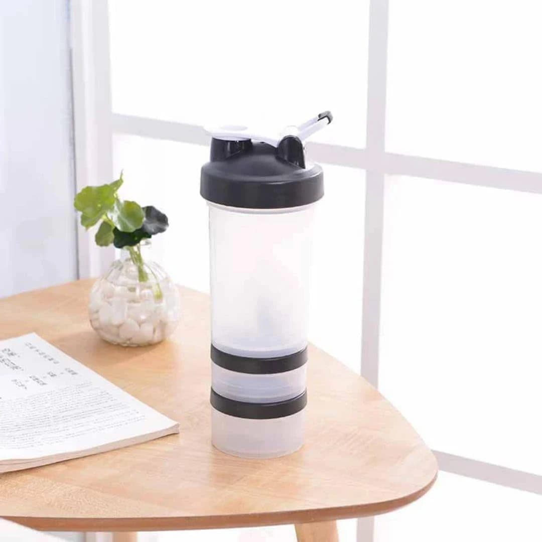 Mixing bottle with pill organizer and protein powder storage - 3 layers, 450ml 