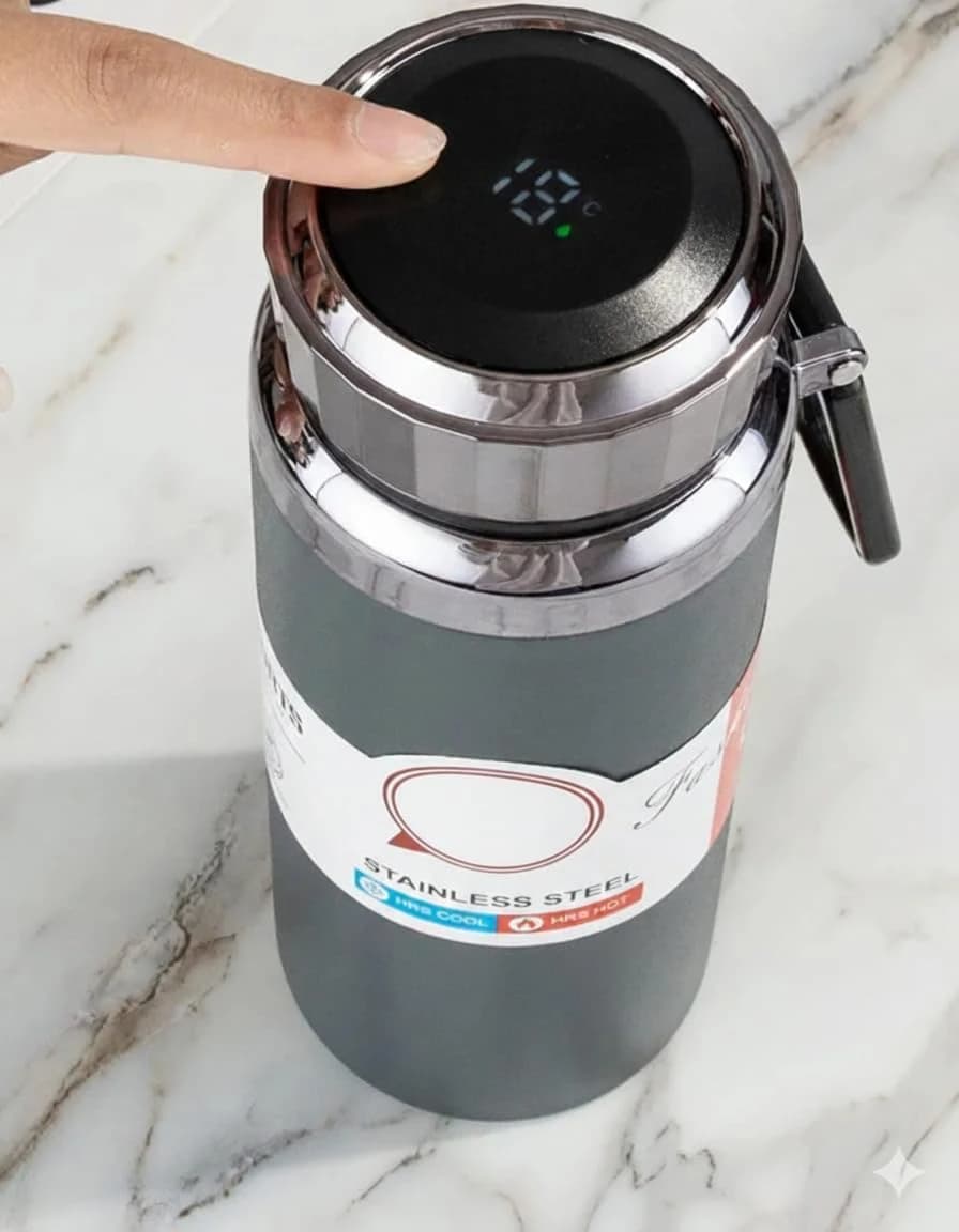 Smart Stainless Steel Beverage Bottle - LED Temperature Display - Heat and Cold 