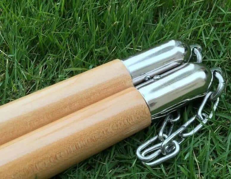 Wooden Nunchaku for Karate Training Nunchucks with Steel Chain for Kids 
