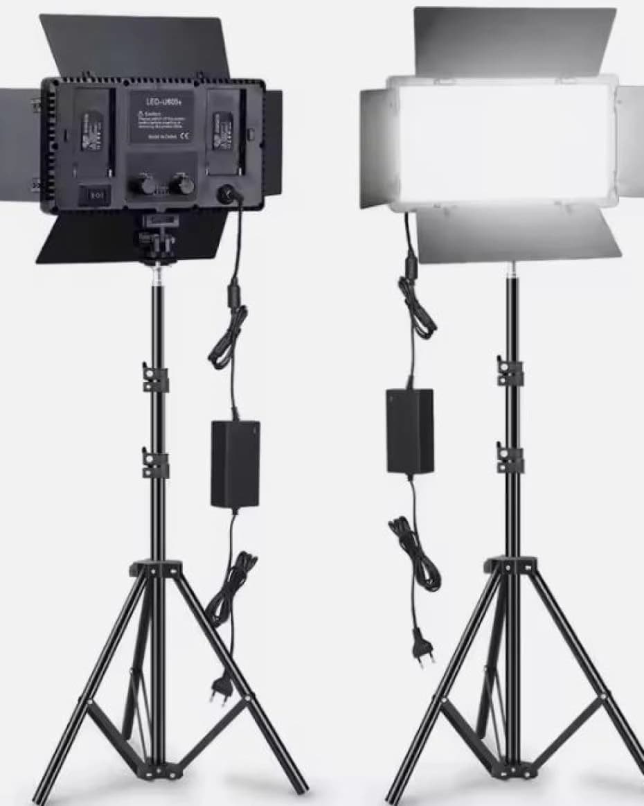 800 LED Video Light Kit 3200K-5600K with Batteries and Charger