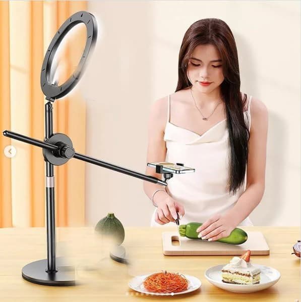 360° Rotating Smartphone Video Rig with LED Ring Light