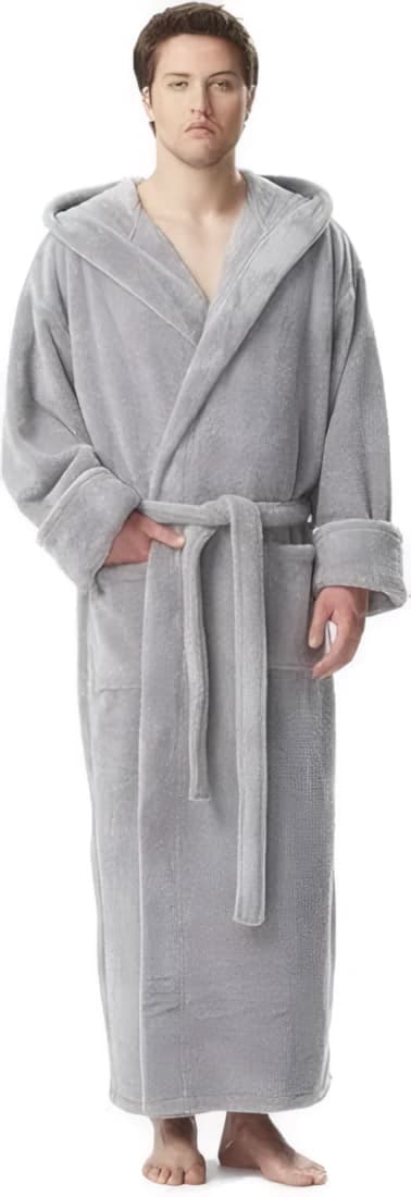 Robe with long sleeves for men from fur