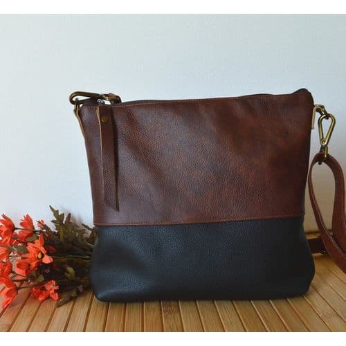 Womes Cross-body Bag Made From Leather