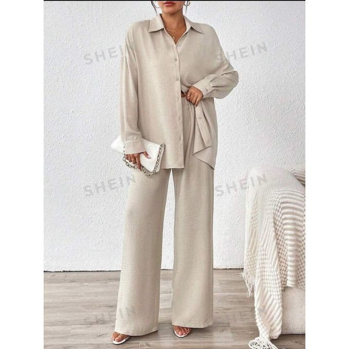 short fluffy sleeved blouse
