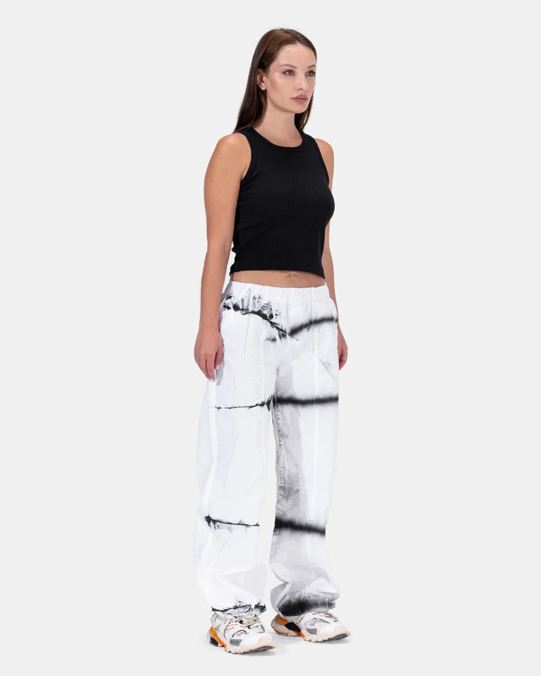 PARACHUTE WHITE PANTS with front black lines